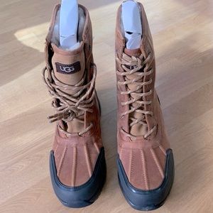 UGGS 10.5 MENS WINTER BOOTS